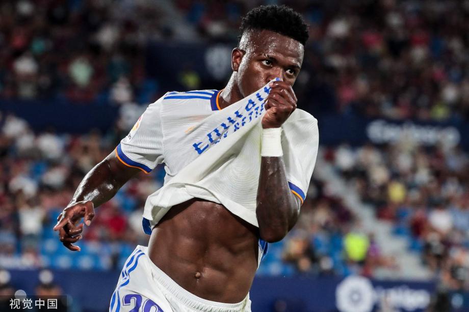 快船迎来冲附加赛的最佳时机，未来10场赛程轻松，保10争9