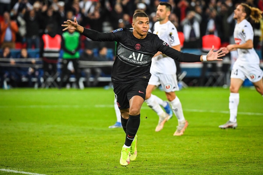 有生之年能看到吗？玩家调侃《GTA7》要等到2045年！